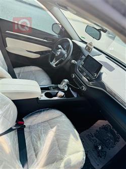 نيسان ألتيما